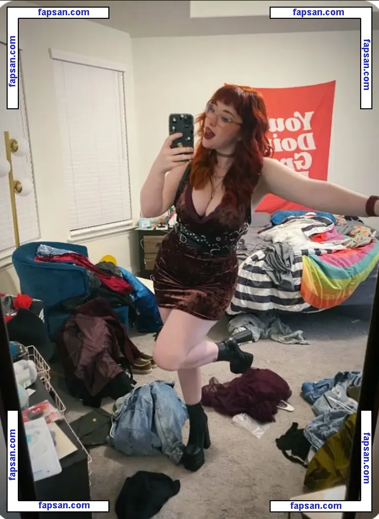 Koolysmiley голая фото #0105 с Онлифанс