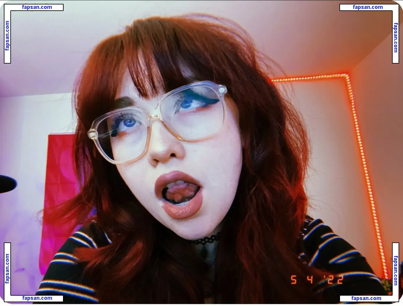 Koolysmiley голая фото #0111 с Онлифанс