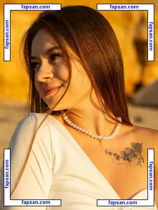 korzyukova darya nude photo #0012 from OnlyFans