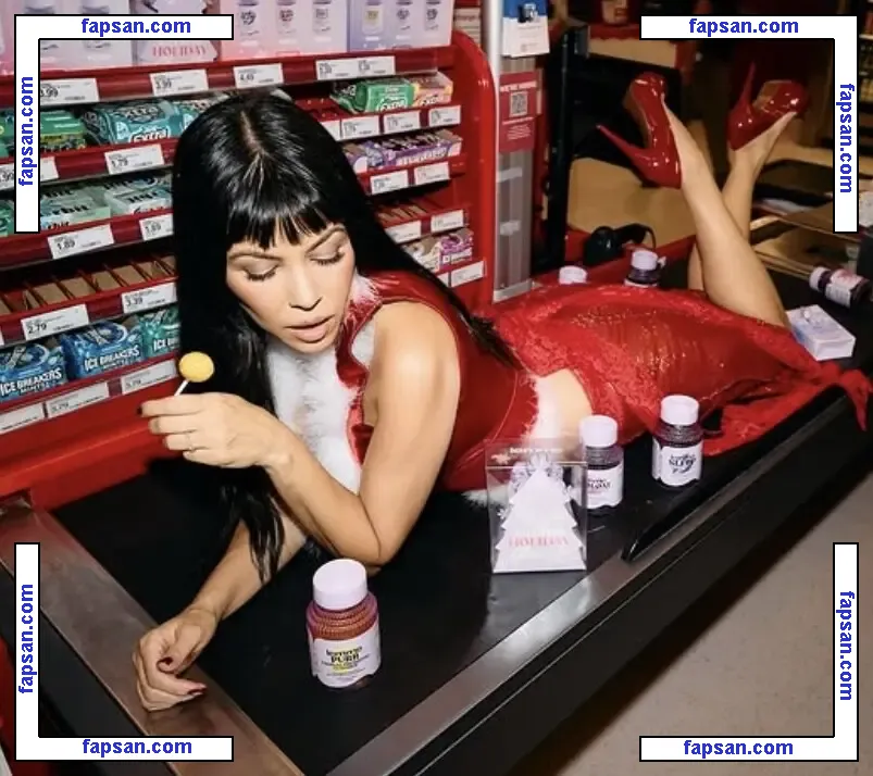 Kourtney Kardashian голая фото #5285 с Онлифанс