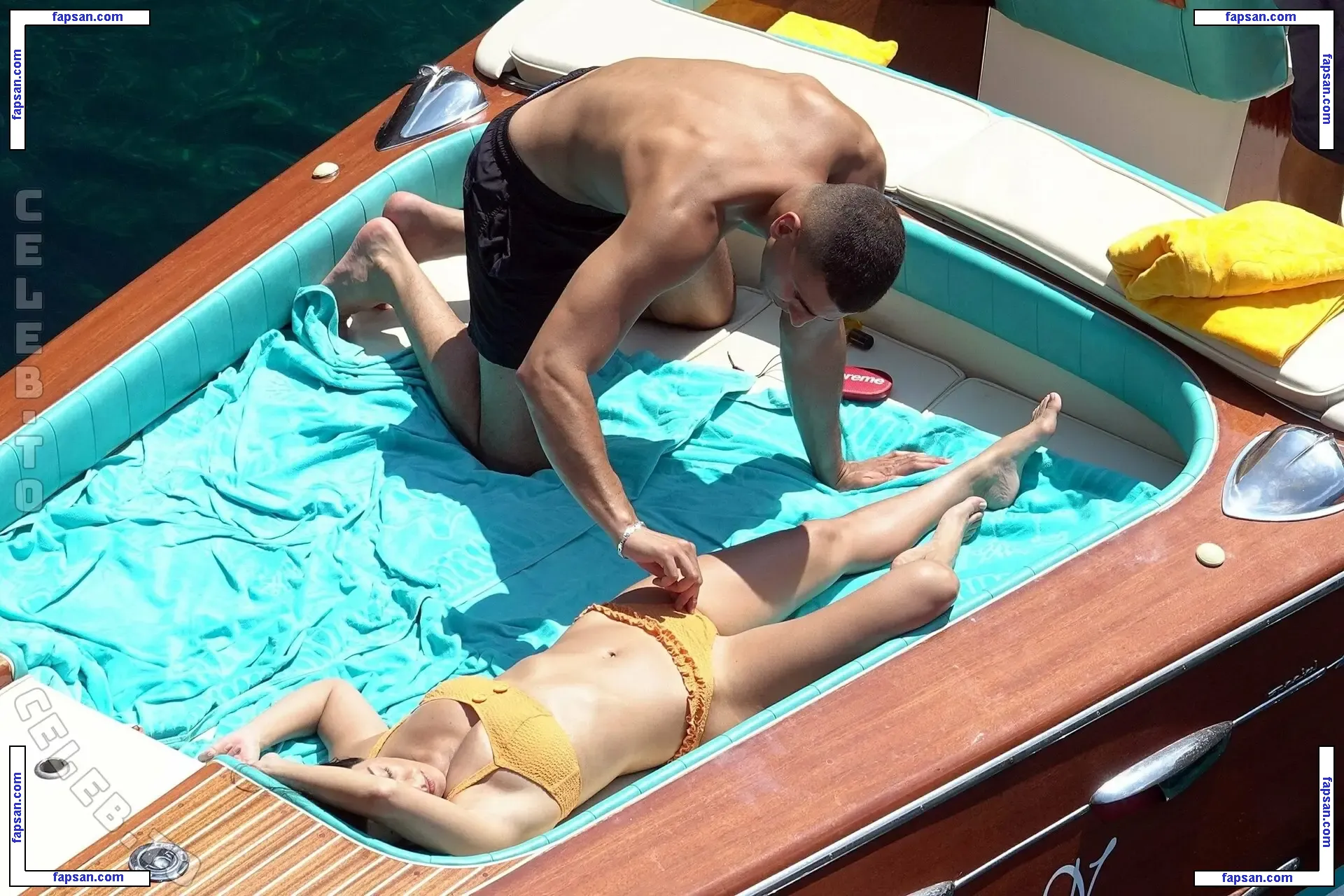 Kourtney Kardashian голая фото #5297 с Онлифанс