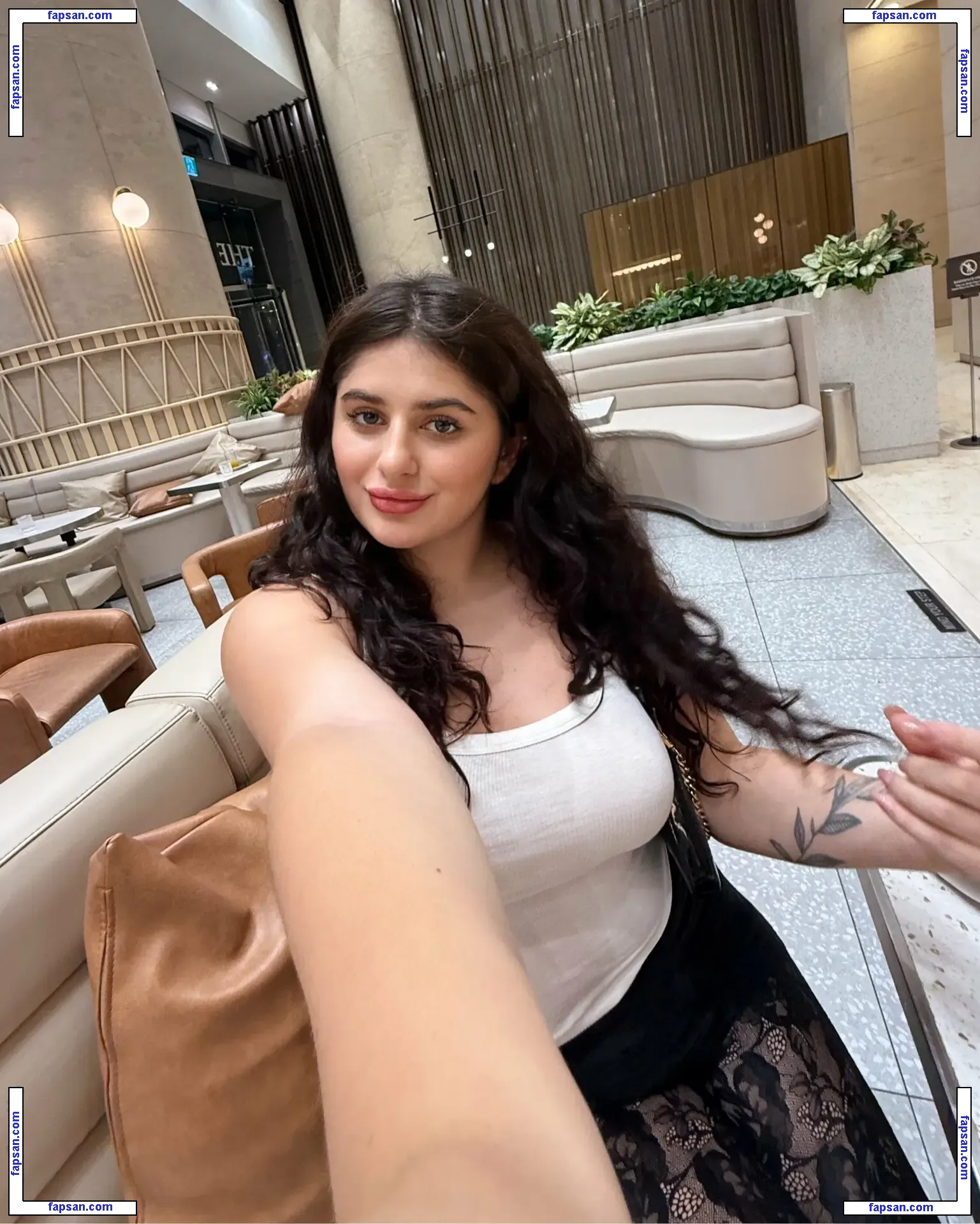 kris_juicy nude photo #0018 from OnlyFans