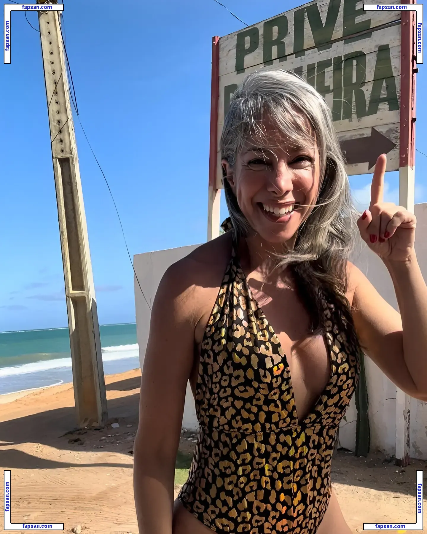 Krishna Mahon голая фото #0061 с Онлифанс