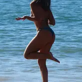 Krishna Mahon голая #0005