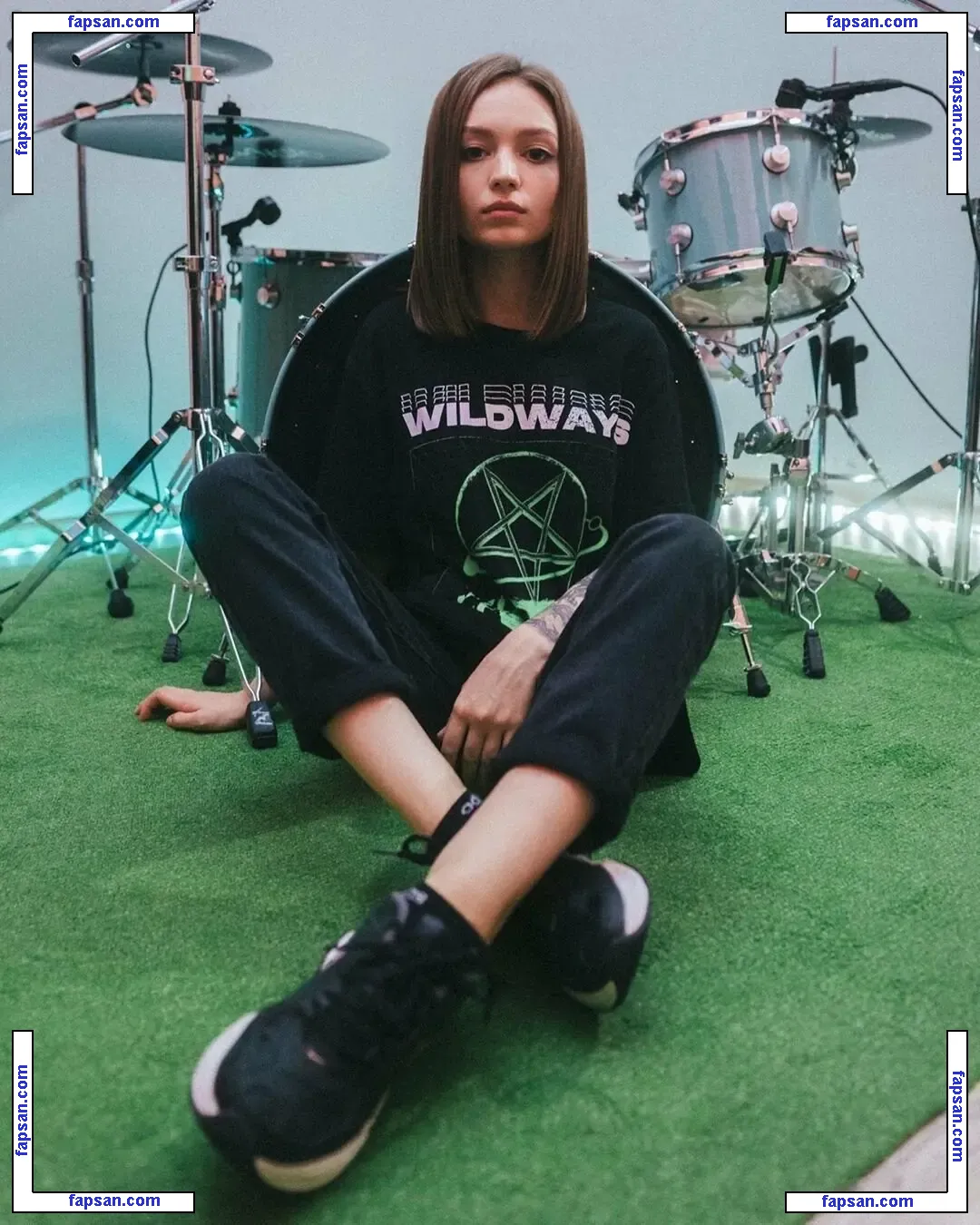krissdrummer nude photo #0004 from OnlyFans