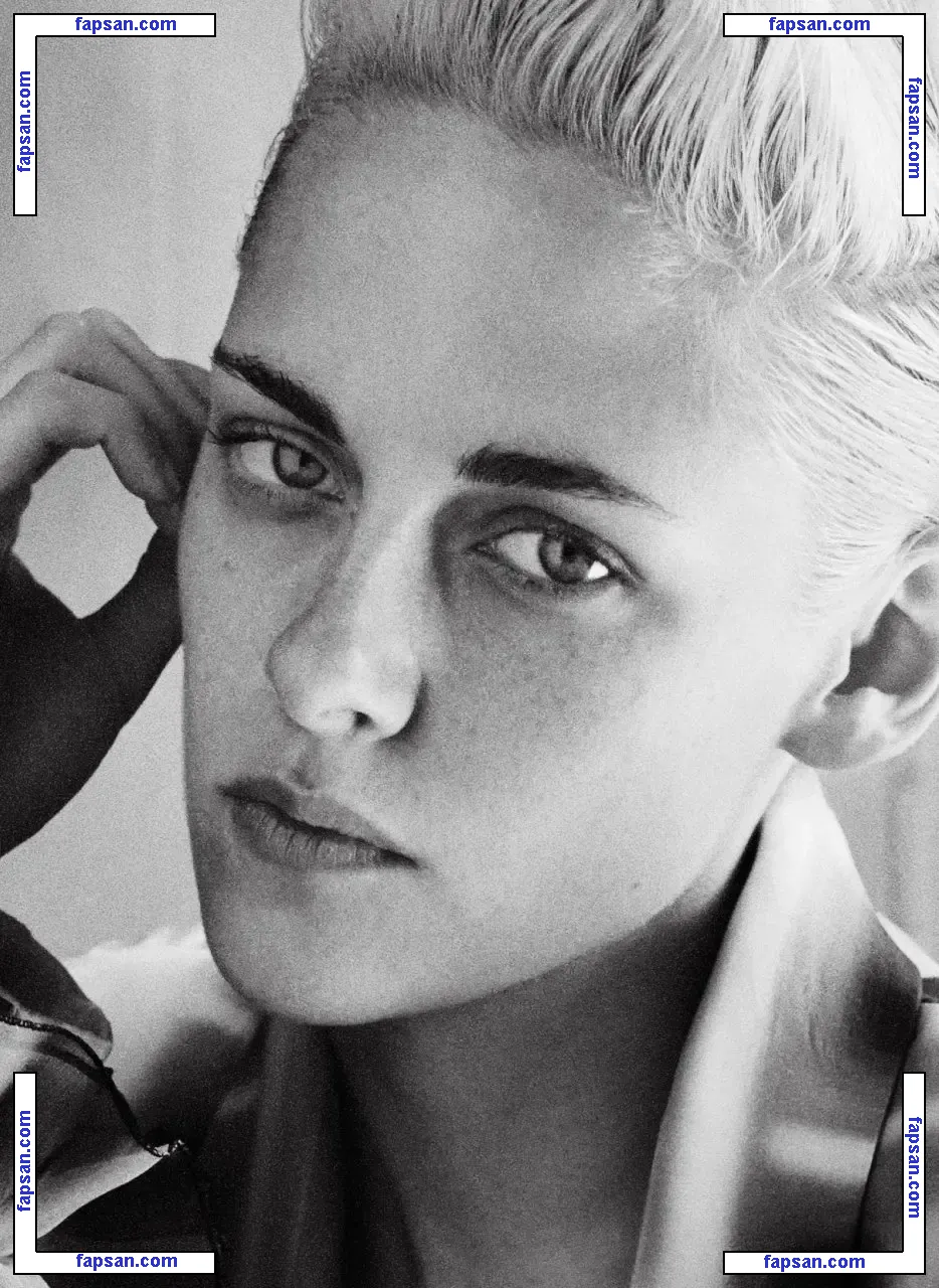 Kristen Stewart голая фото #0192 с Онлифанс