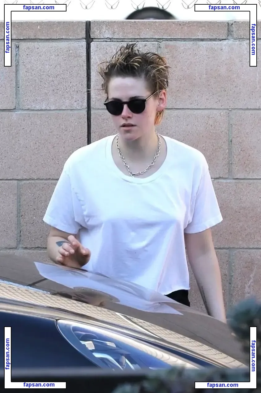 Kristen Stewart голая фото #0240 с Онлифанс