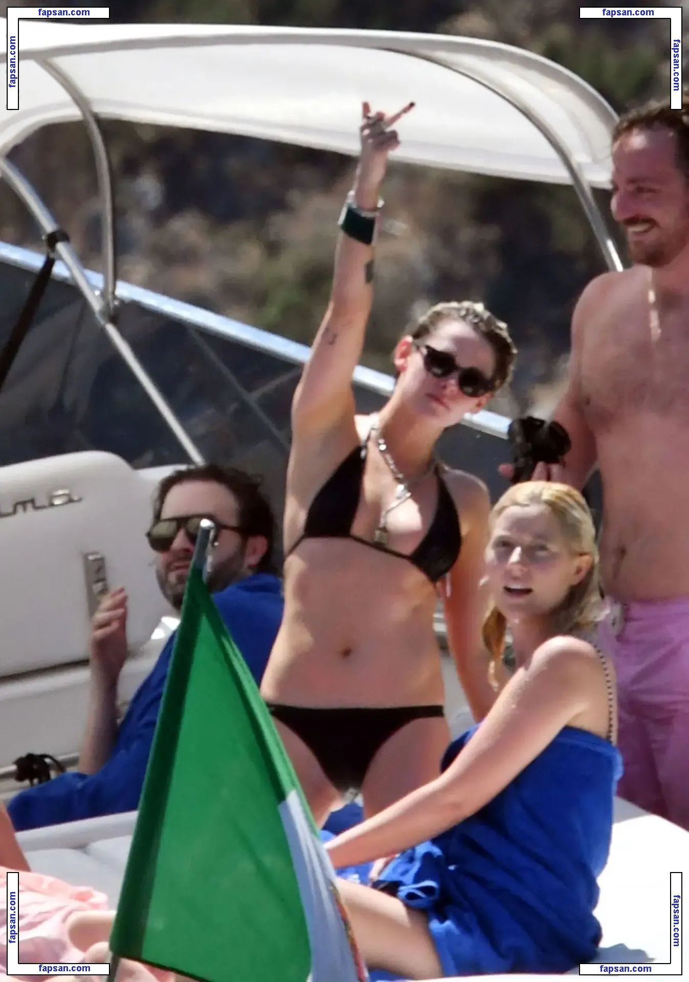 Kristen Stewart nude photo #0456 from OnlyFans