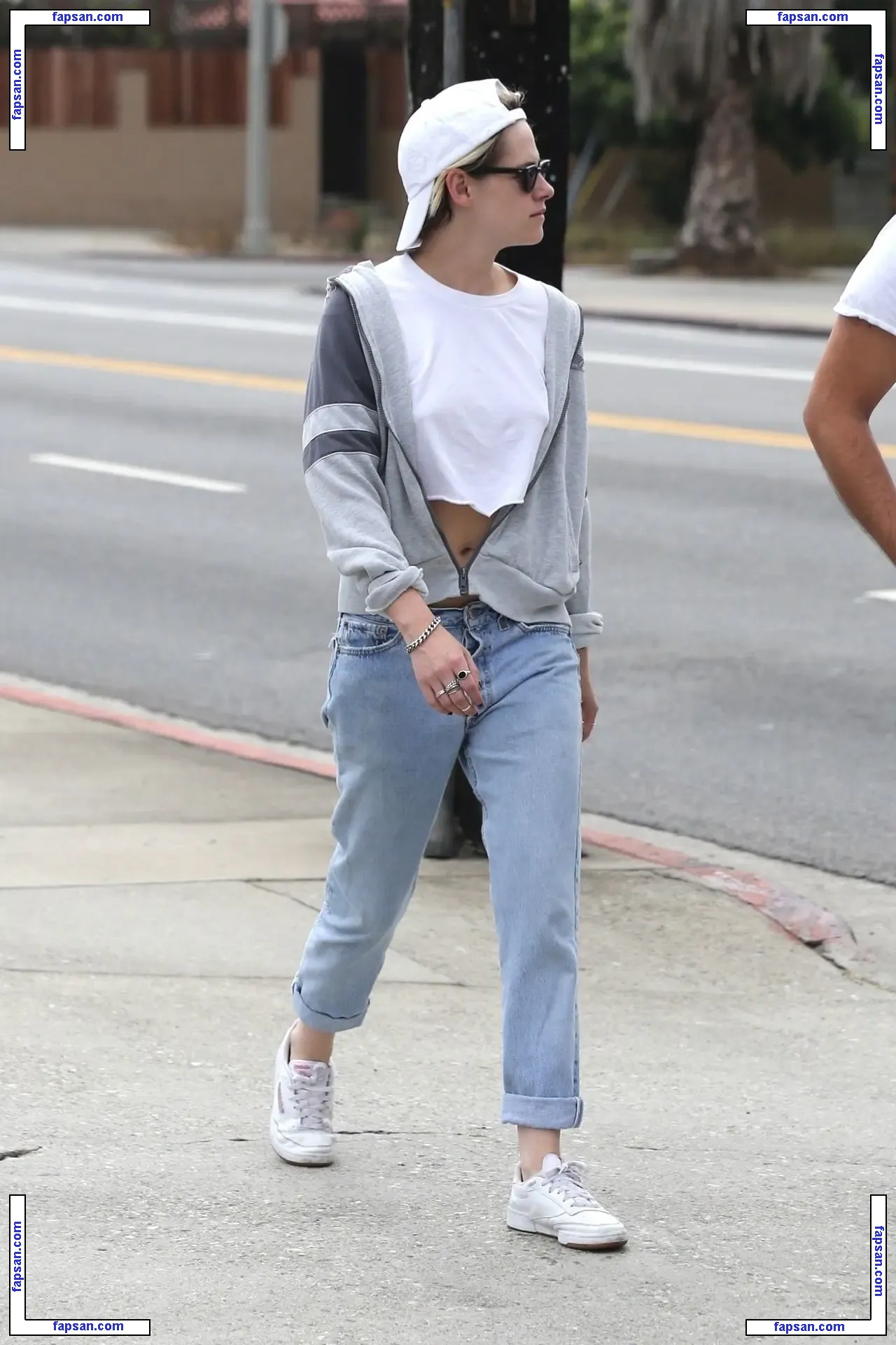 Kristen Stewart nude photo #0501 from OnlyFans