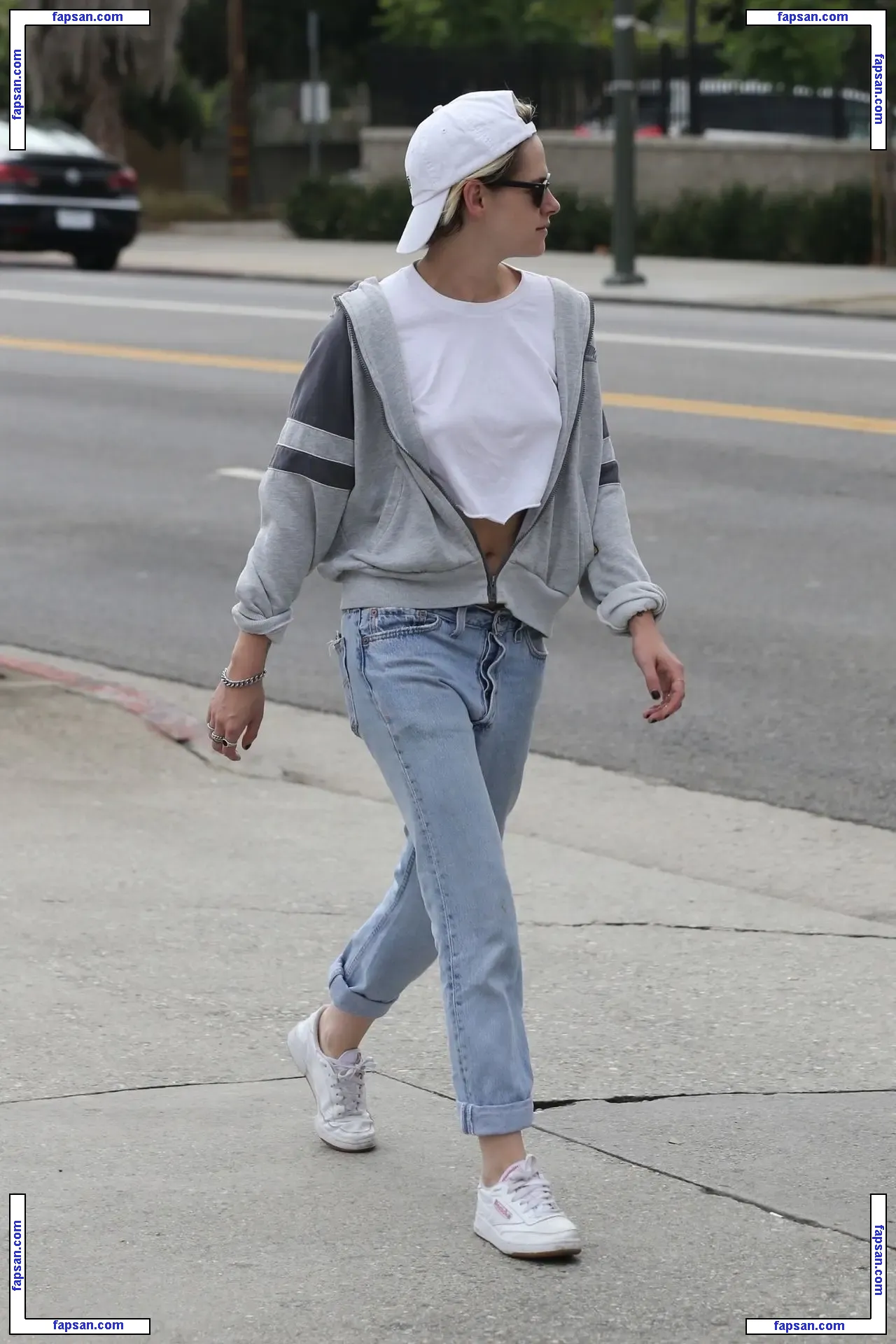 Kristen Stewart nude photo #0503 from OnlyFans