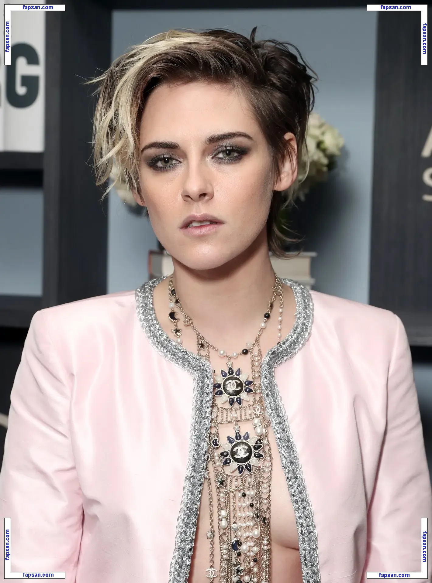 Kristen Stewart голая фото #0650 с Онлифанс