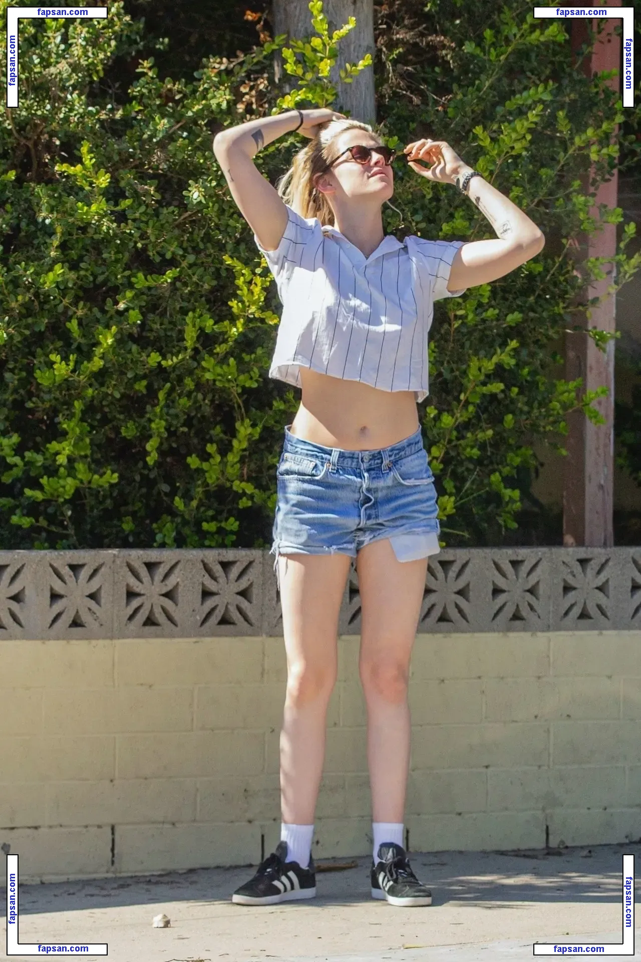 Kristen Stewart nude photo #0690 from OnlyFans