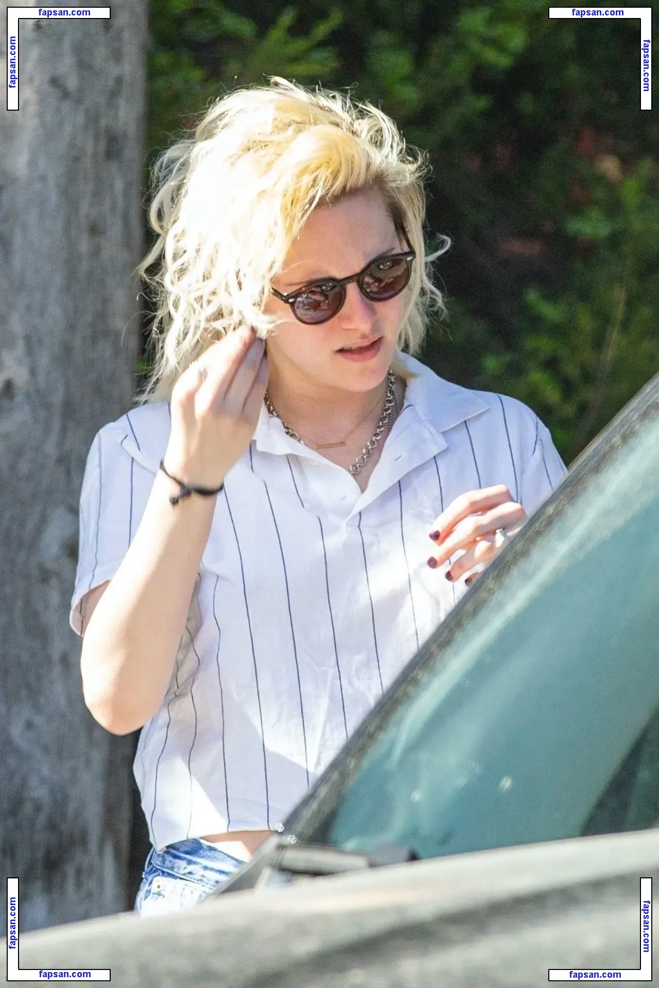Kristen Stewart nude photo #0725 from OnlyFans