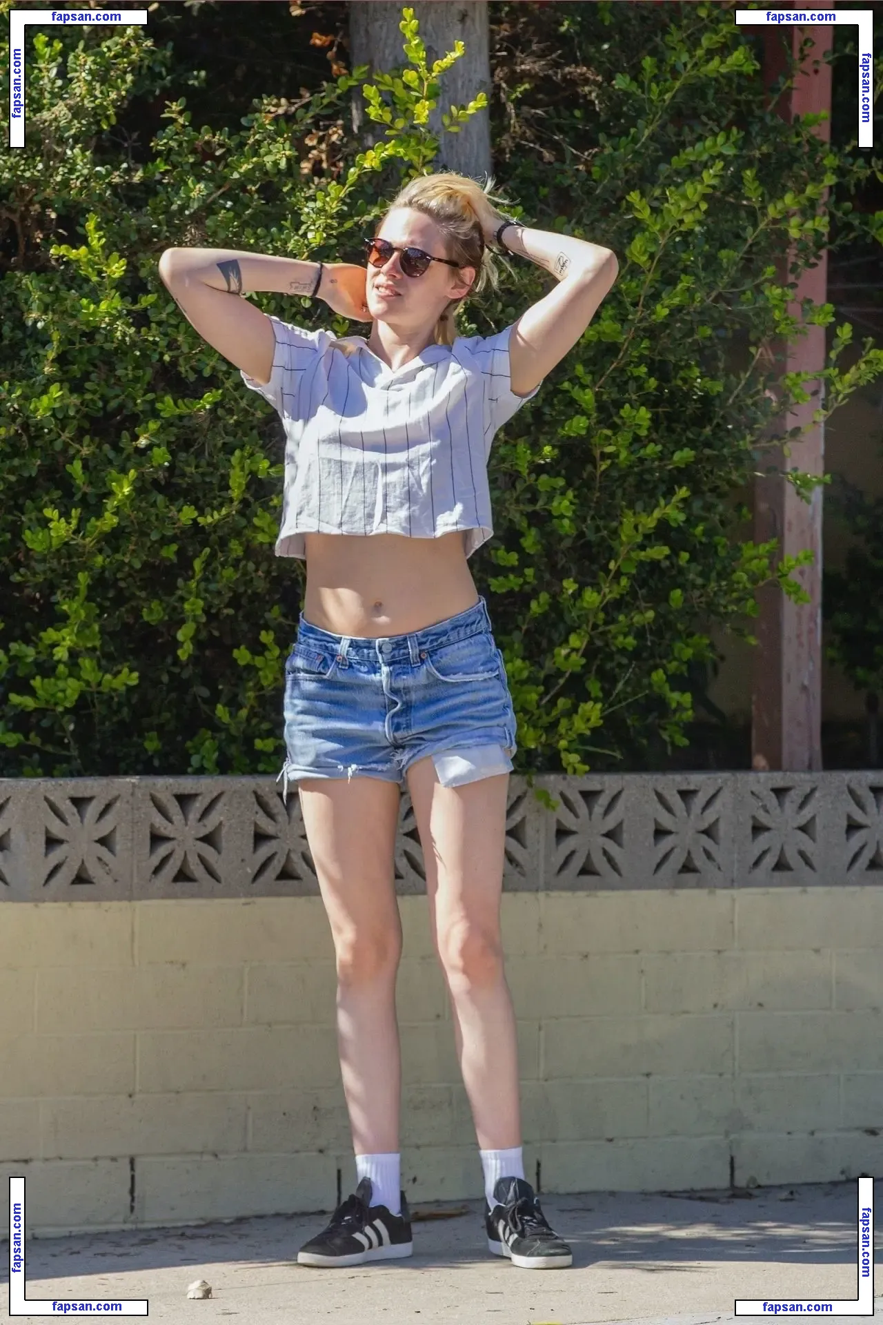 Kristen Stewart nude photo #0729 from OnlyFans