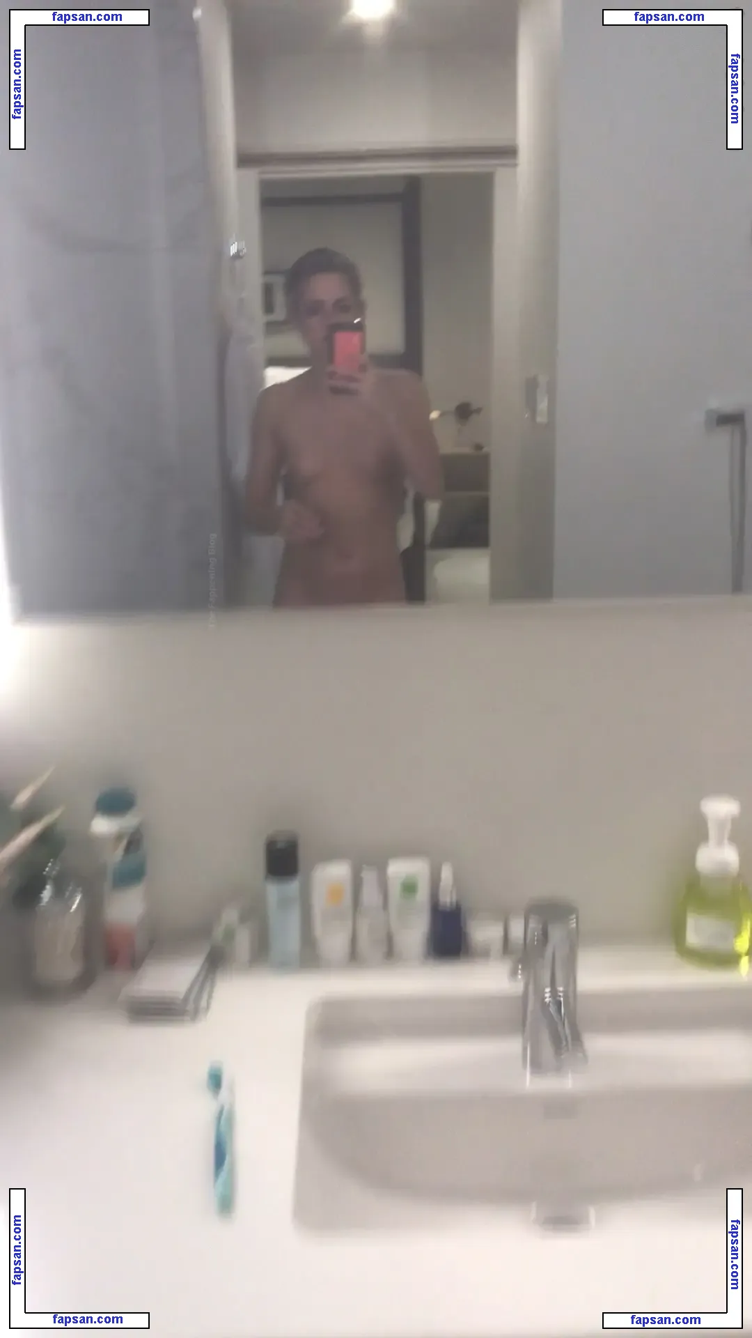 Kristen Stewart nude photo #0763 from OnlyFans