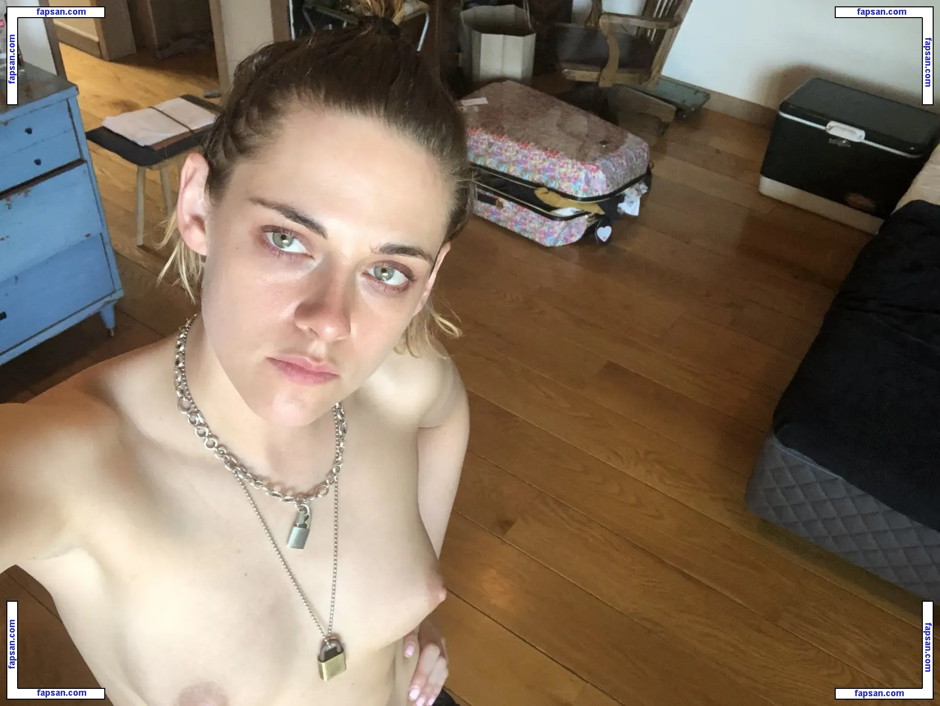 Kristen Stewart nude photo #0865 from OnlyFans