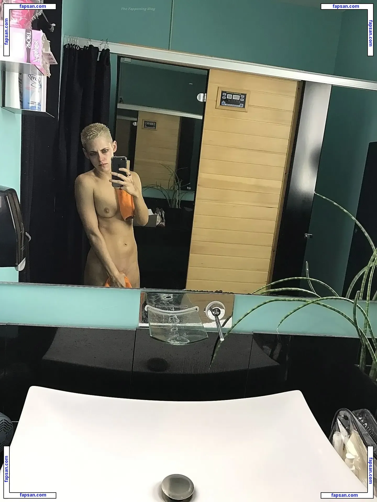 Kristen Stewart nude photo #1097 from OnlyFans