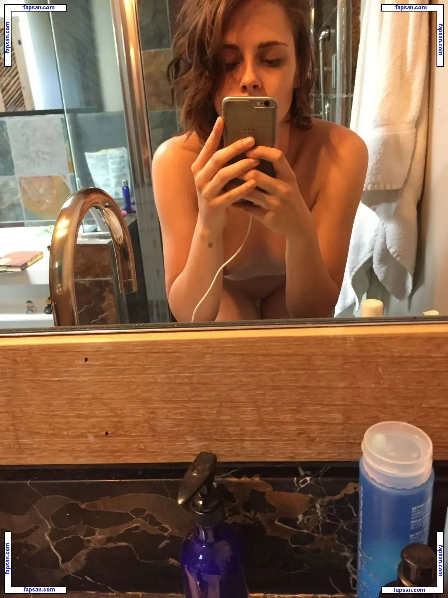 Kristen Stewart nude photo #1375 from OnlyFans