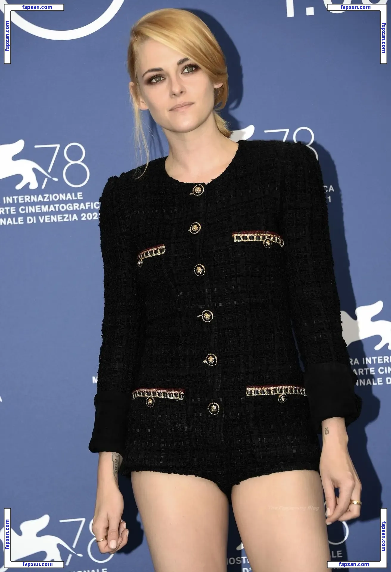 Kristen Stewart nude photo #1525 from OnlyFans