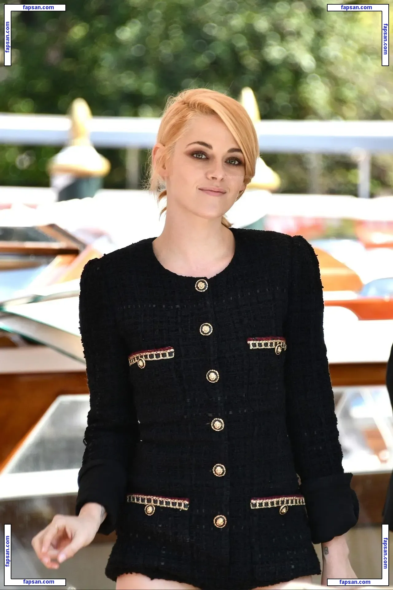 Kristen Stewart nude photo #1577 from OnlyFans
