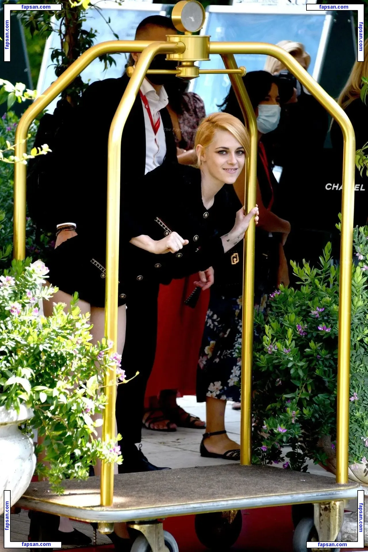 Kristen Stewart nude photo #1584 from OnlyFans
