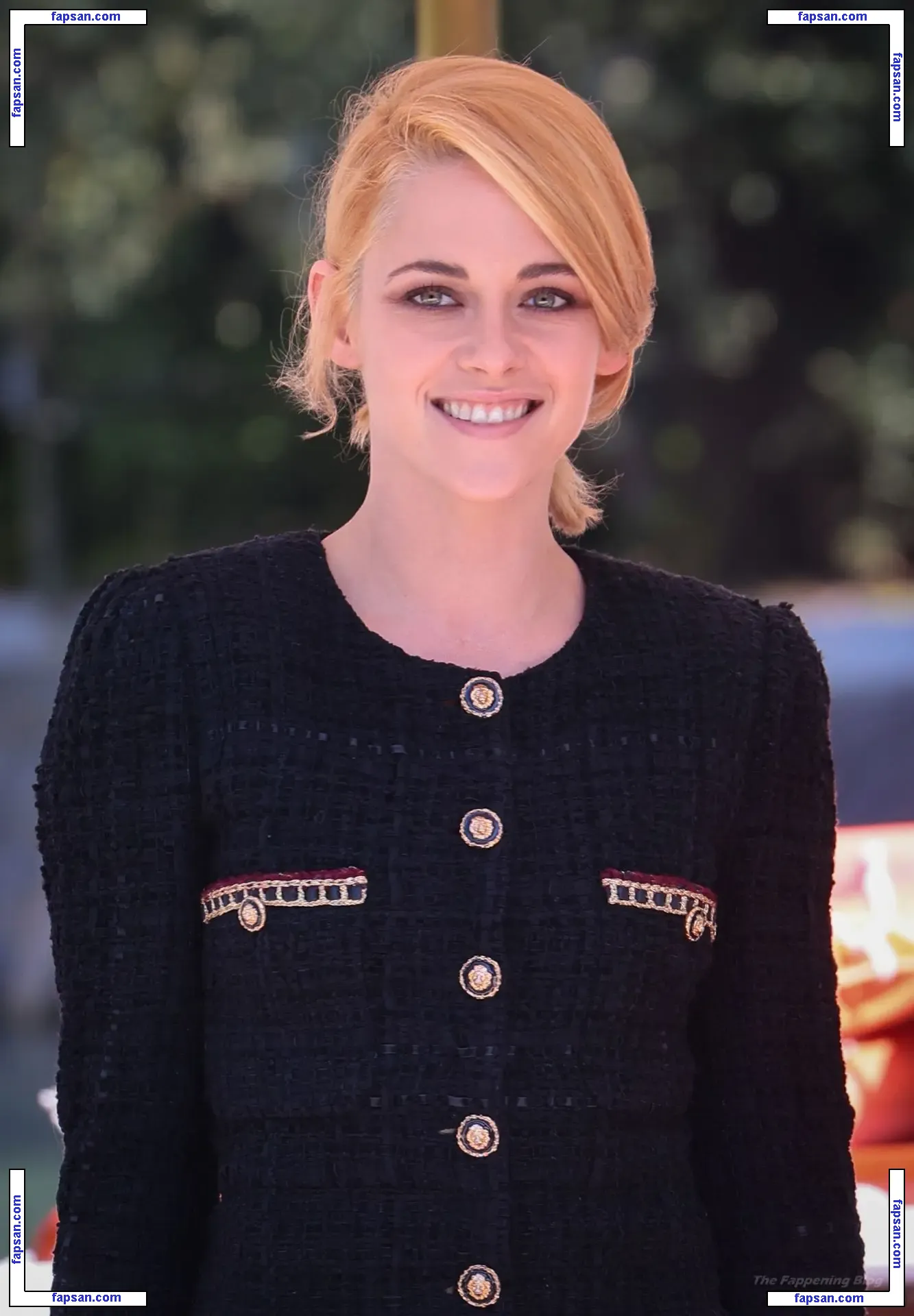 Kristen Stewart nude photo #1622 from OnlyFans