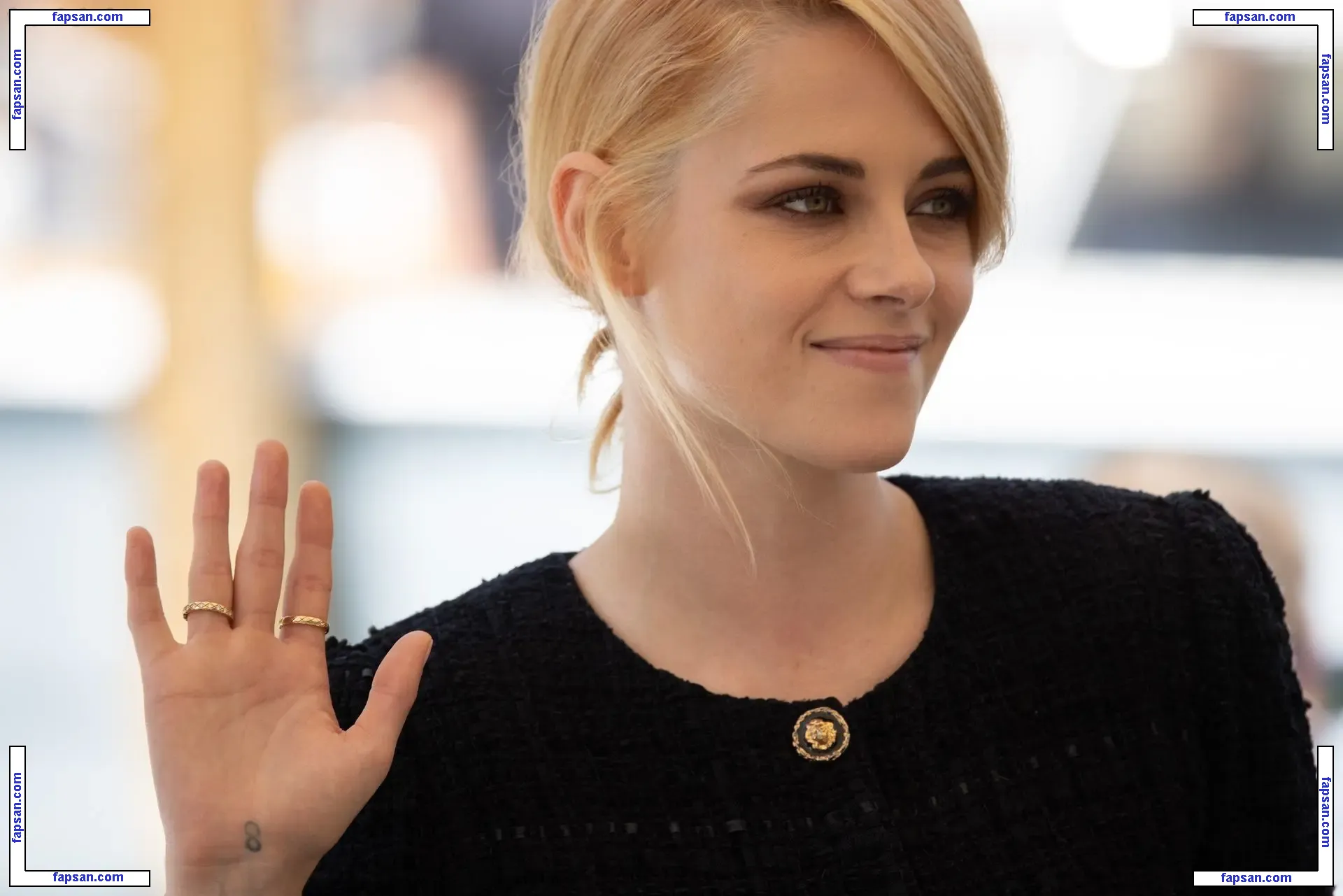 Kristen Stewart nude photo #1641 from OnlyFans