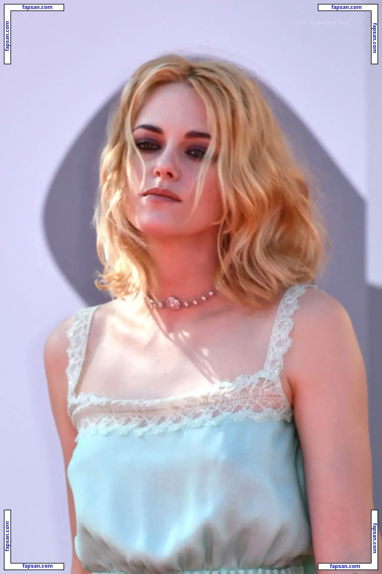 Kristen Stewart nude photo #1655 from OnlyFans