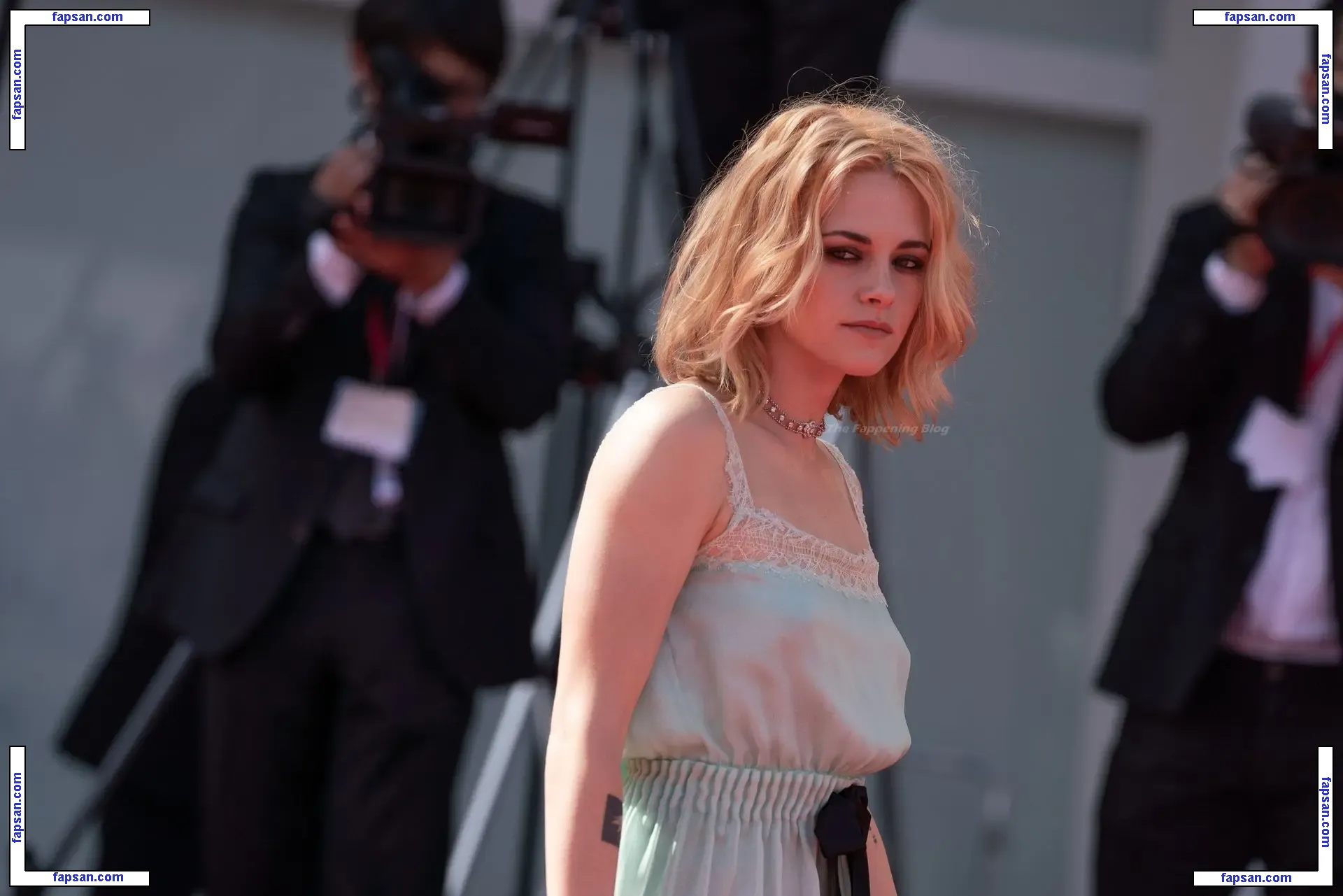 Kristen Stewart nude photo #1690 from OnlyFans