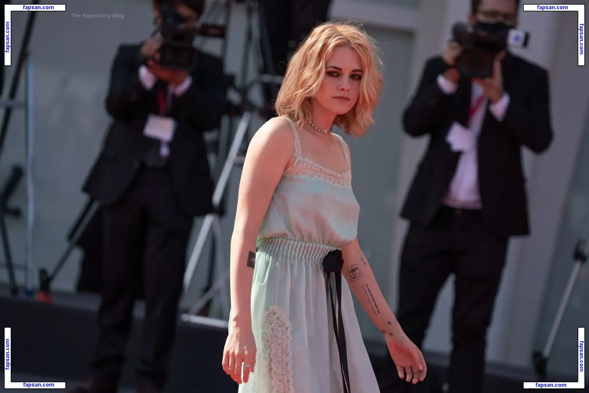 Kristen Stewart nude photo #1707 from OnlyFans