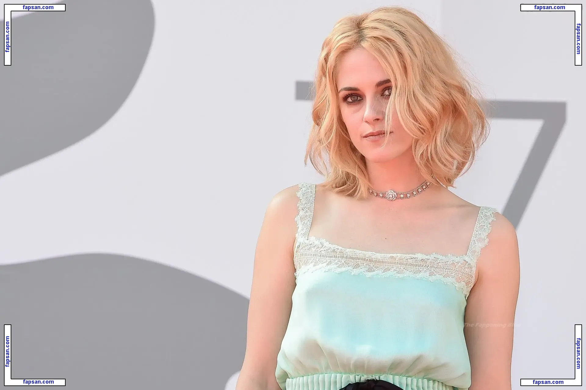 Kristen Stewart nude photo #1743 from OnlyFans