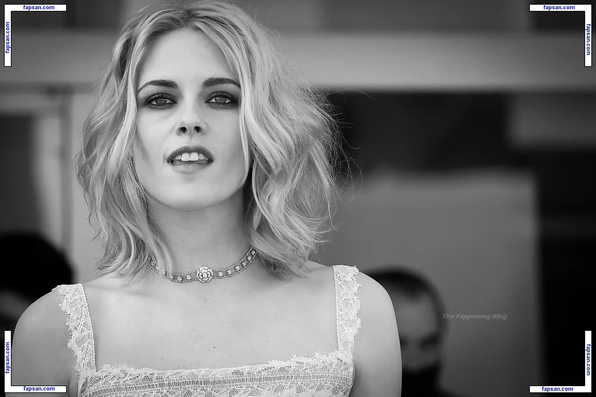 Kristen Stewart nude photo #1748 from OnlyFans