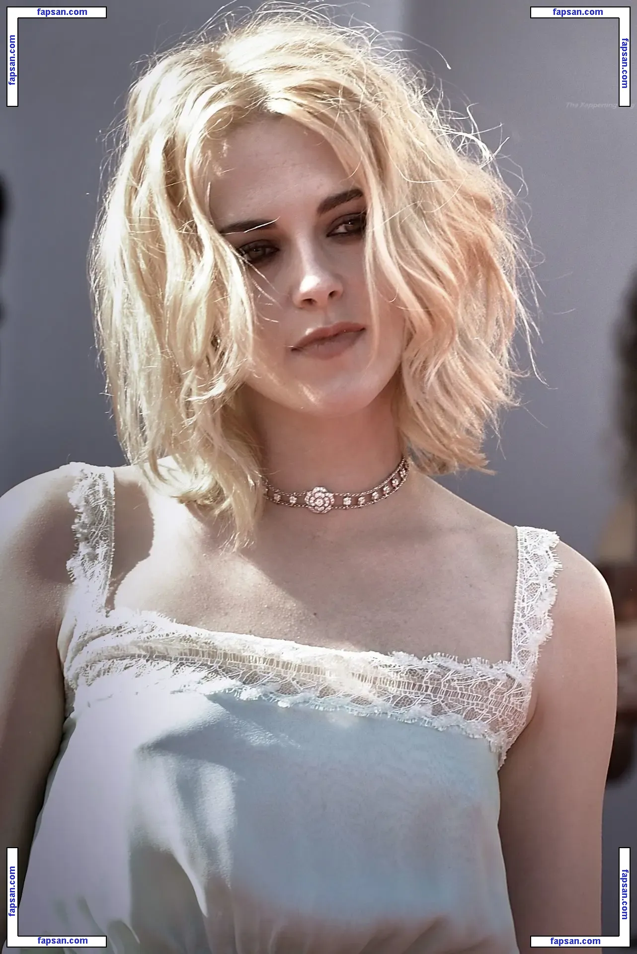 Kristen Stewart nude photo #1755 from OnlyFans