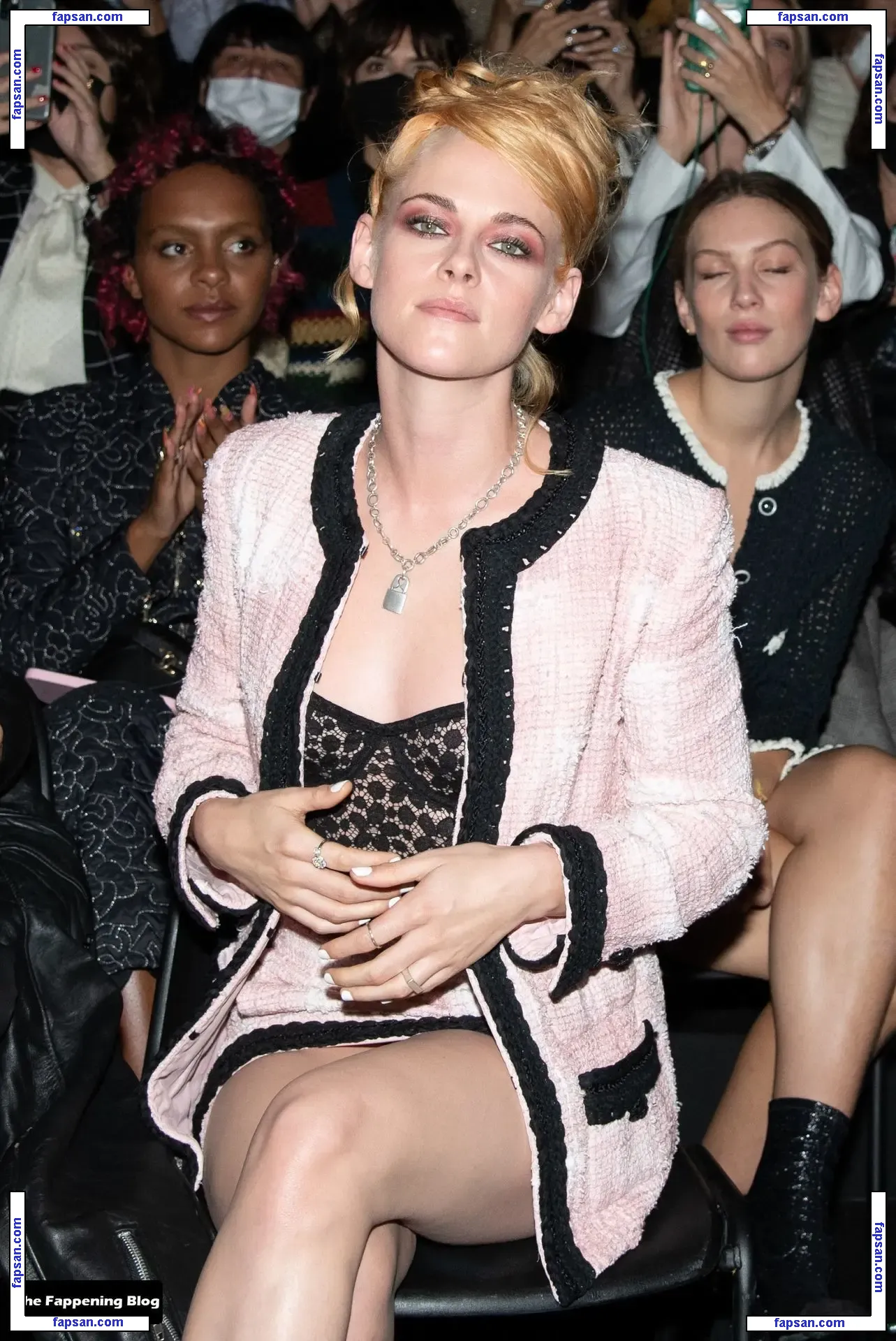 Kristen Stewart nude photo #1853 from OnlyFans