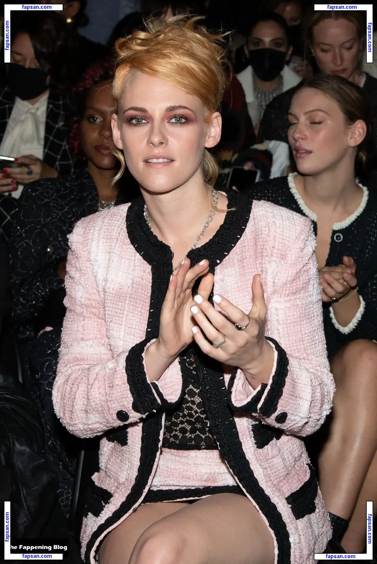 Kristen Stewart nude photo #1856 from OnlyFans