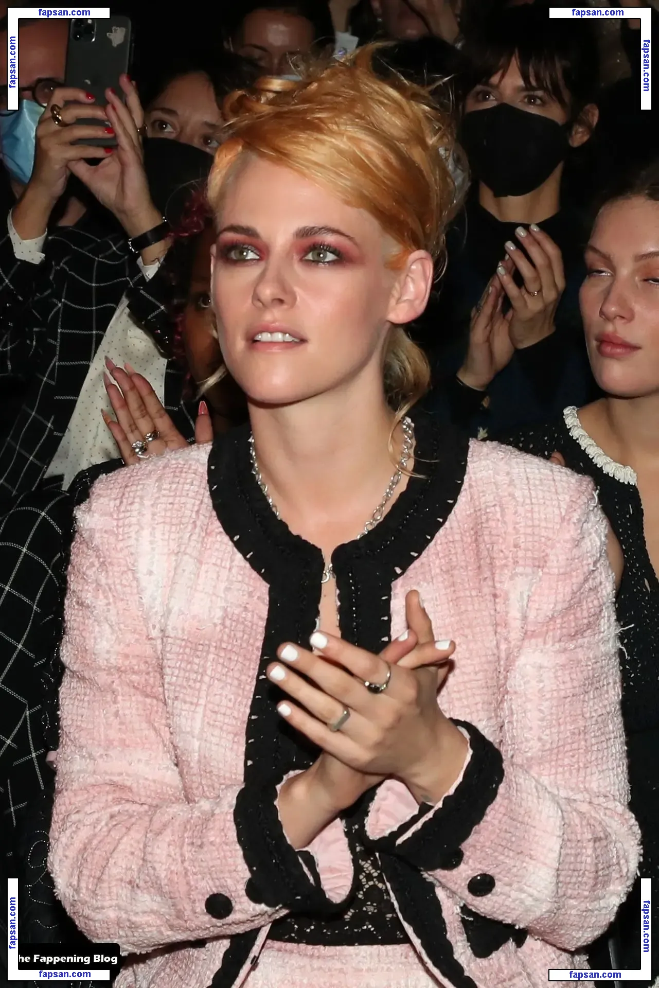 Kristen Stewart nude photo #1865 from OnlyFans