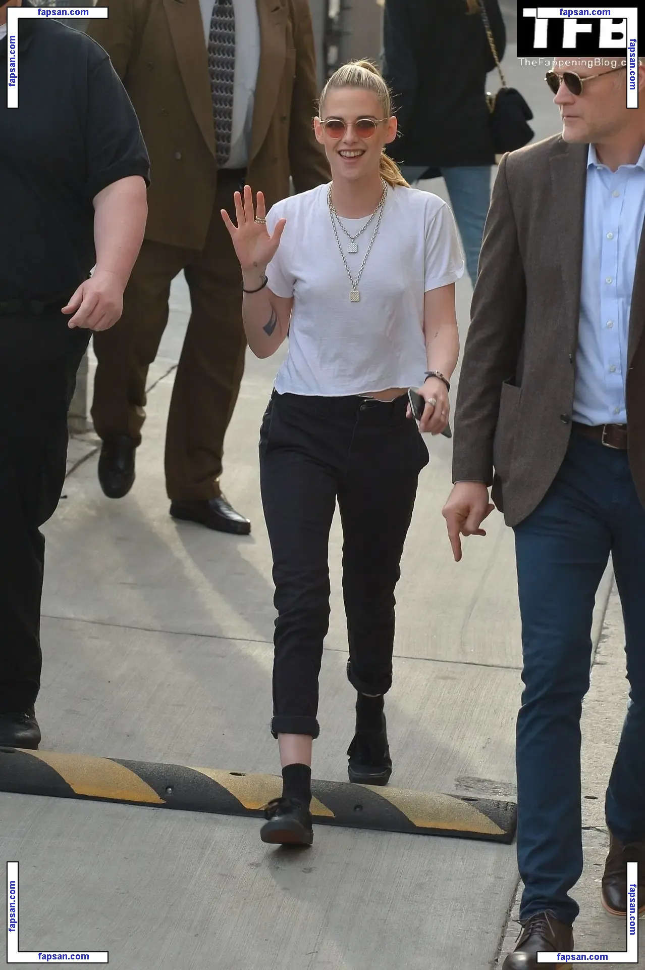 Kristen Stewart nude photo #1987 from OnlyFans