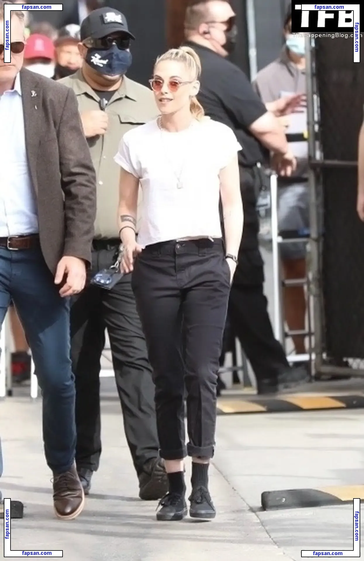 Kristen Stewart nude photo #2027 from OnlyFans