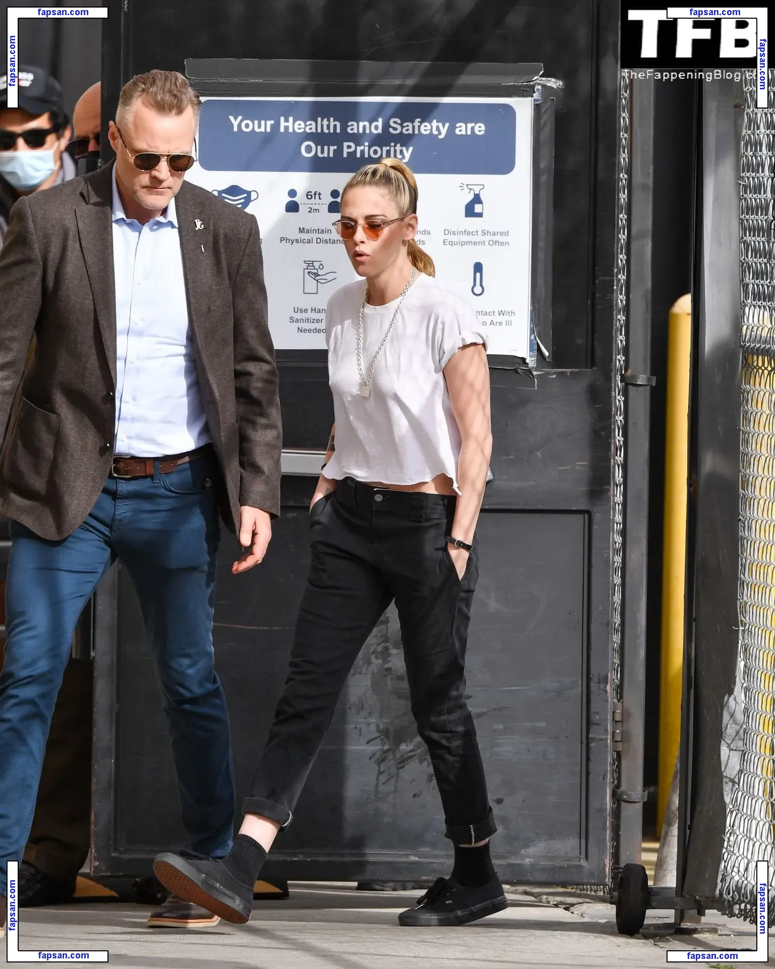 Kristen Stewart nude photo #2048 from OnlyFans
