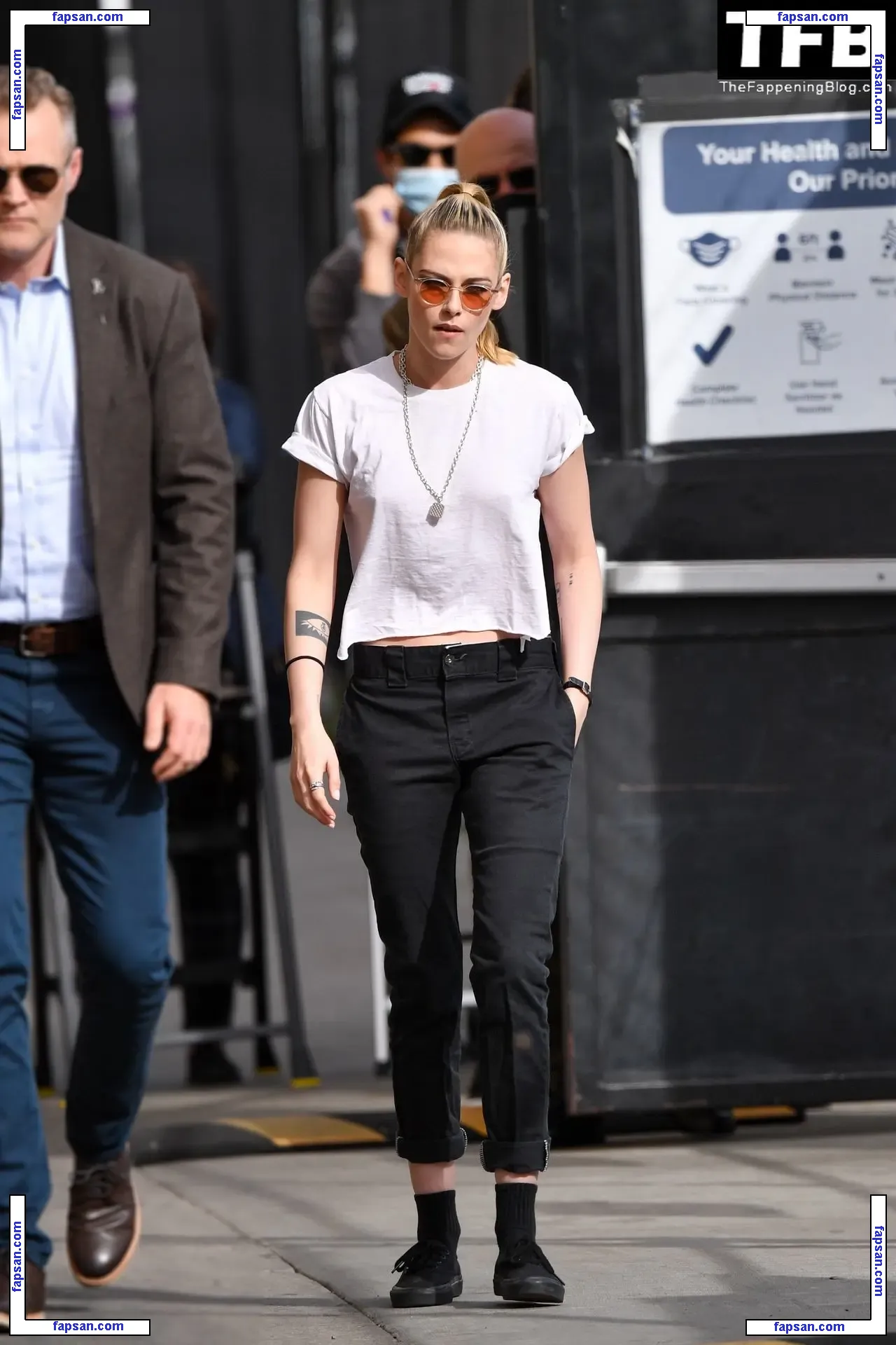 Kristen Stewart nude photo #2057 from OnlyFans
