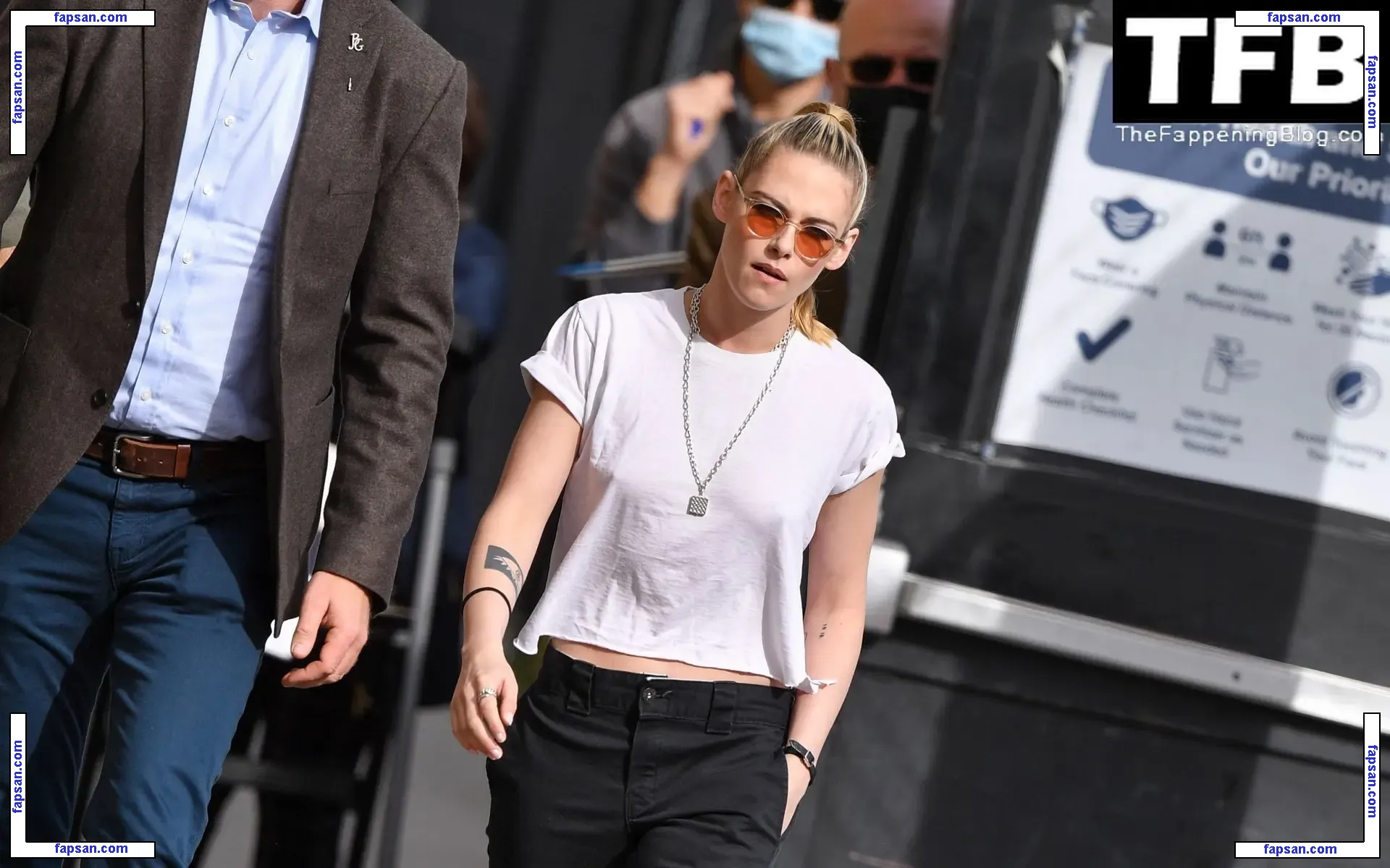 Kristen Stewart nude photo #2058 from OnlyFans