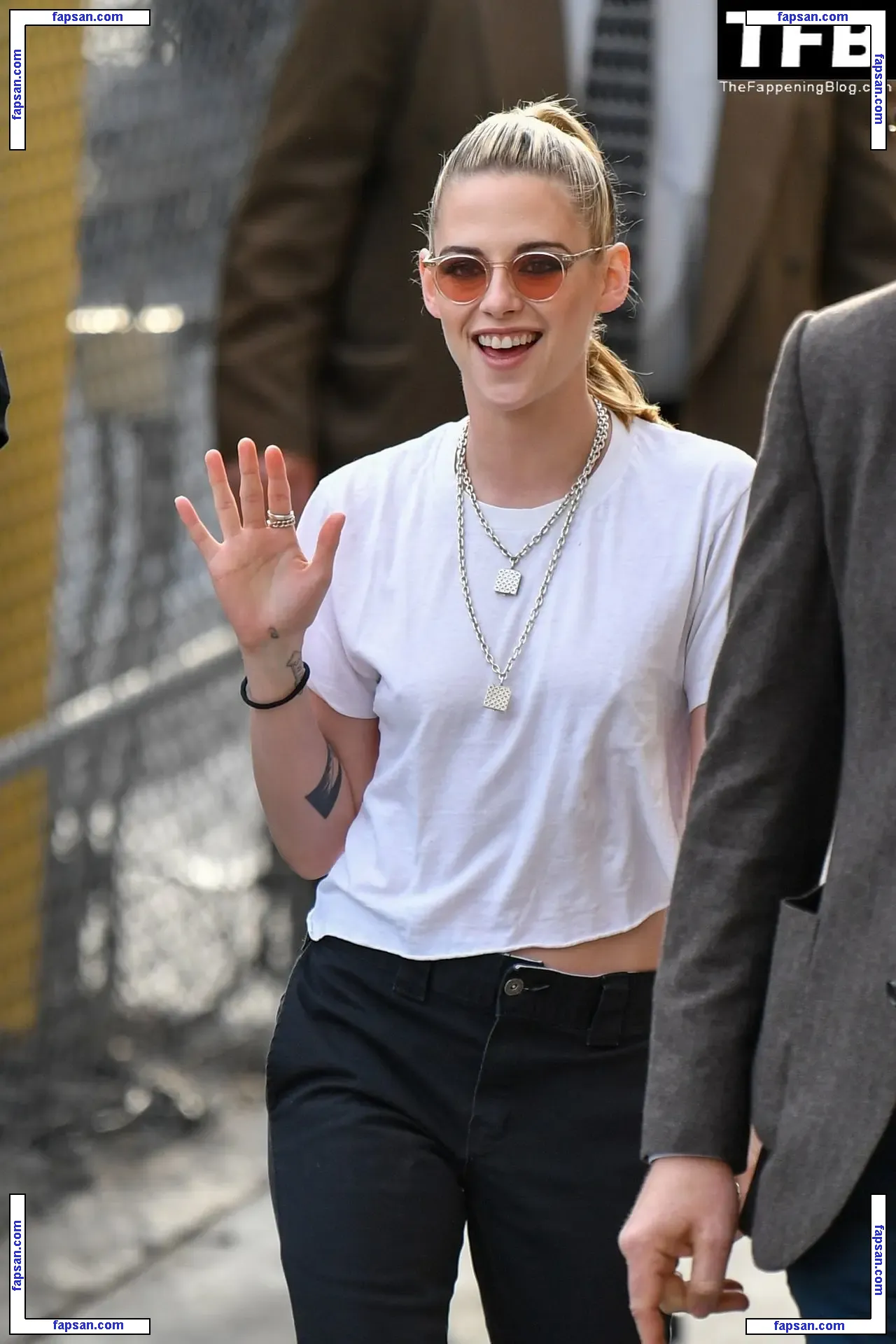 Kristen Stewart nude photo #2072 from OnlyFans