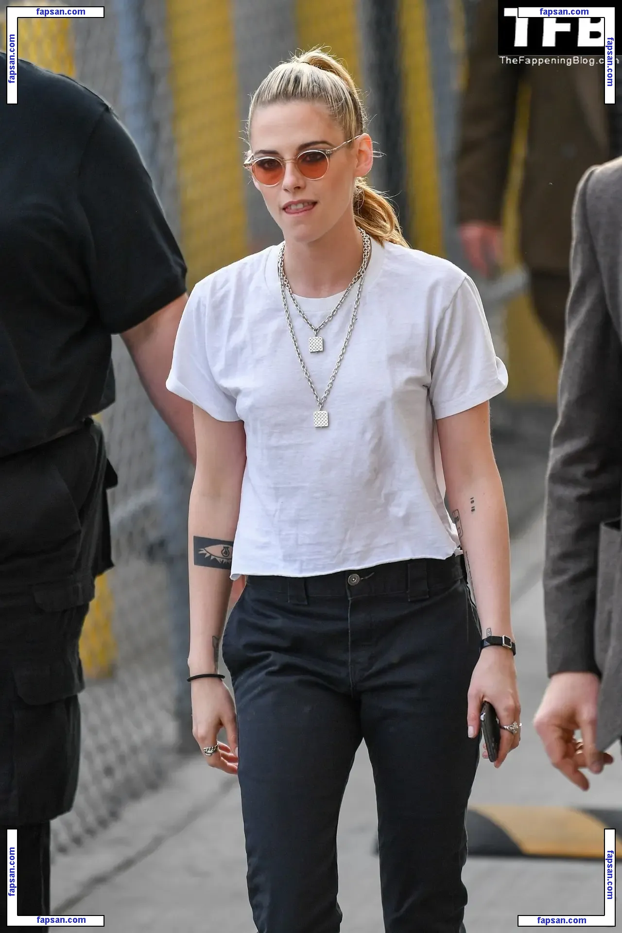 Kristen Stewart nude photo #2077 from OnlyFans