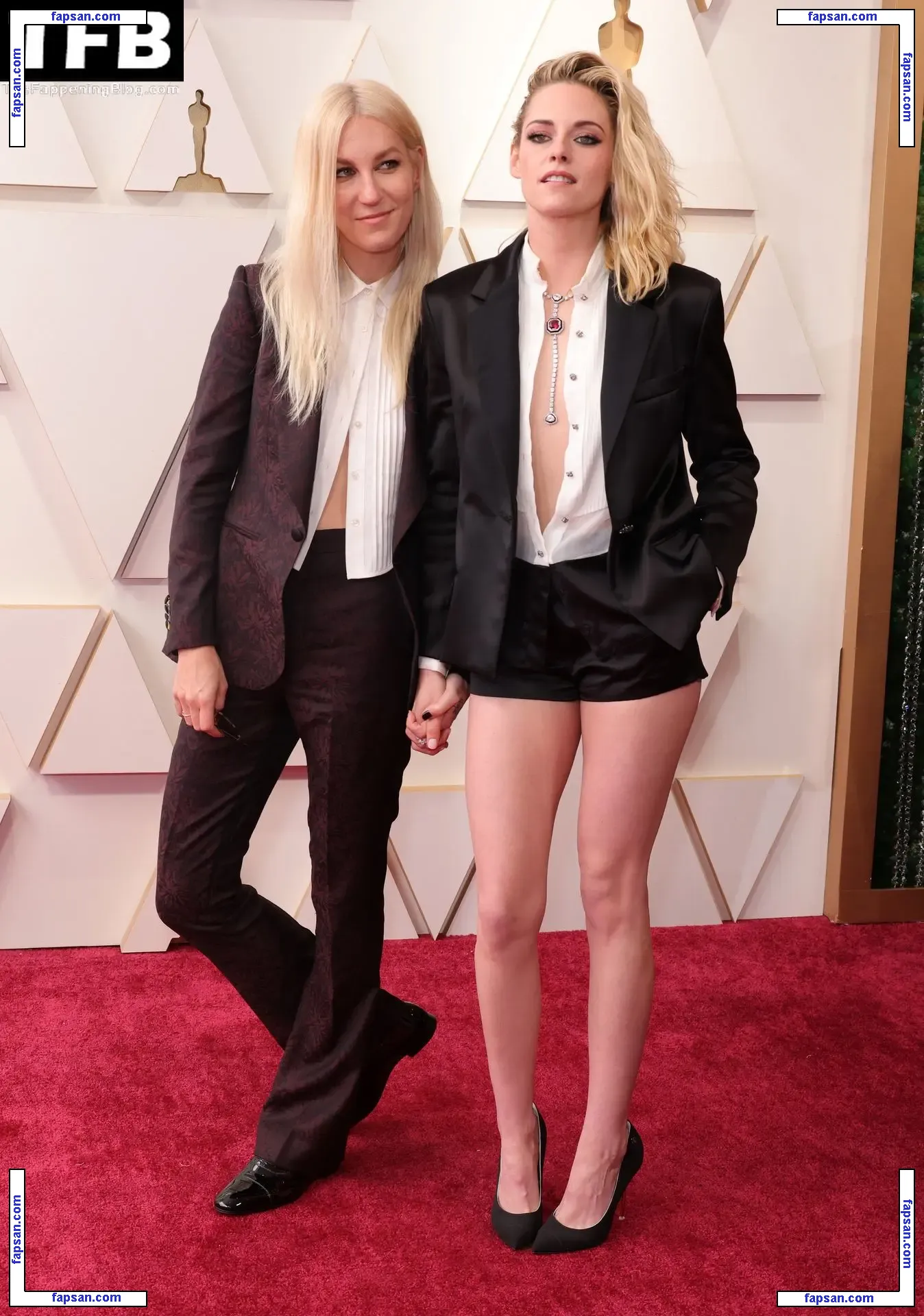 Kristen Stewart nude photo #2120 from OnlyFans