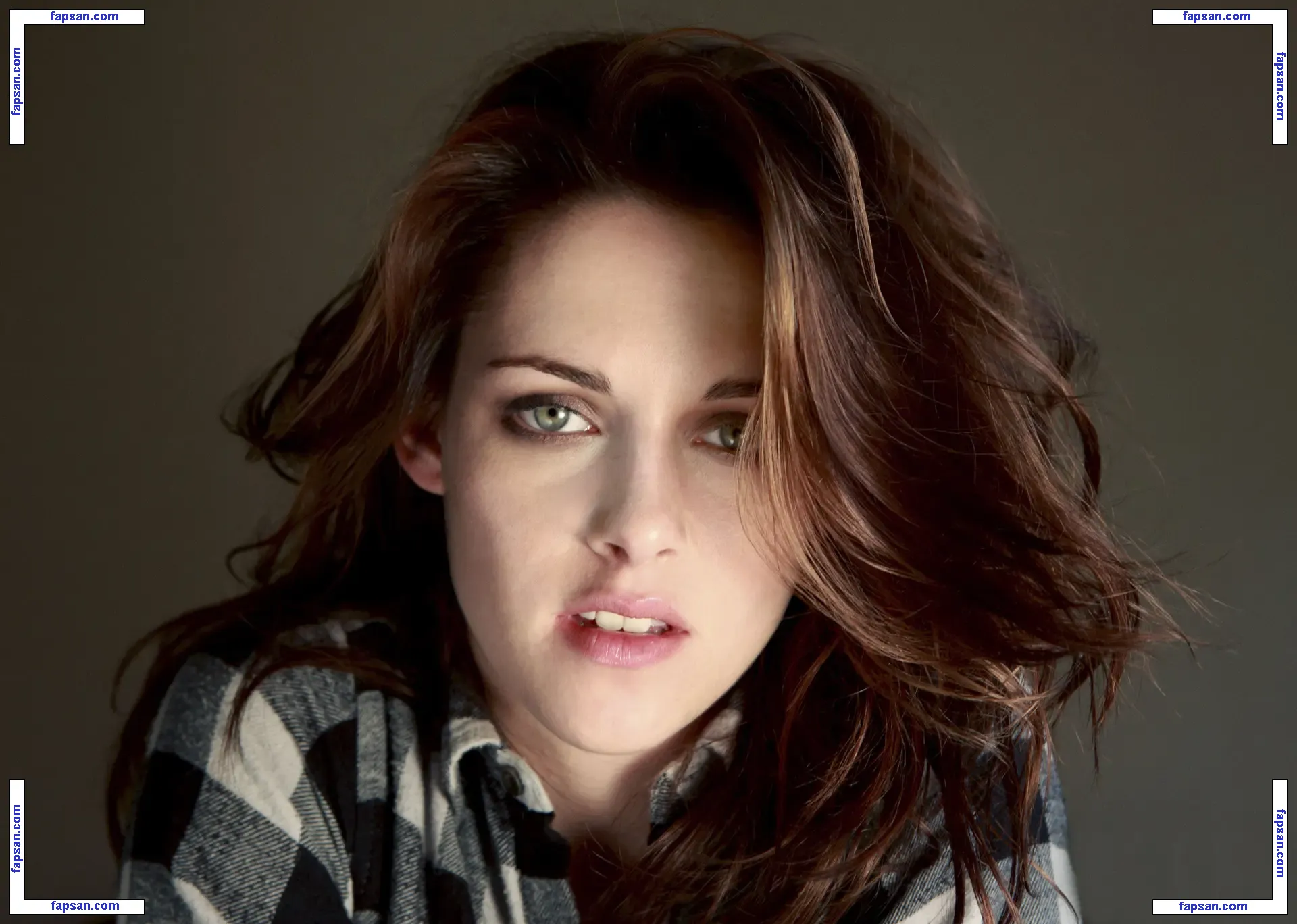 Kristen Stewart nude photo #2158 from OnlyFans