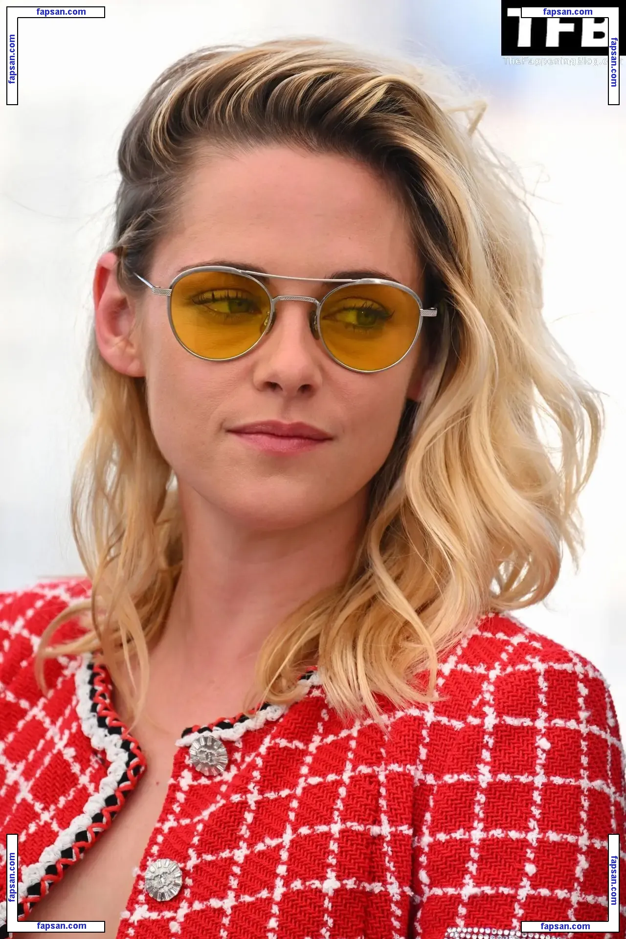 Kristen Stewart nude photo #2169 from OnlyFans