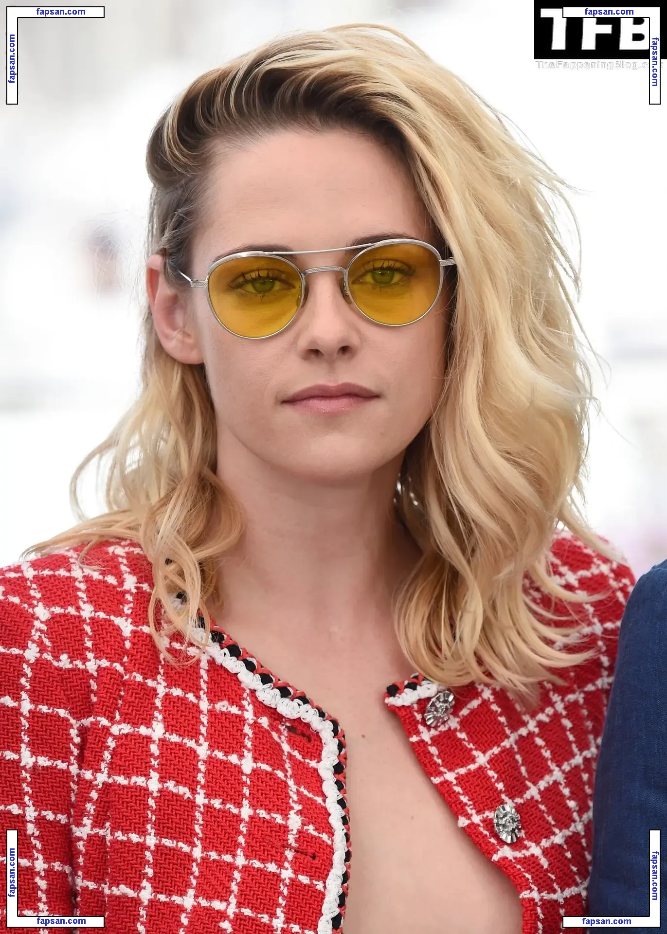 Kristen Stewart nude photo #2205 from OnlyFans
