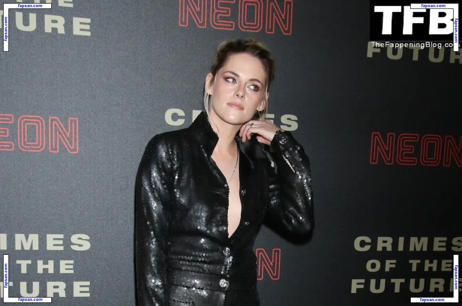 Kristen Stewart nude photo #2331 from OnlyFans