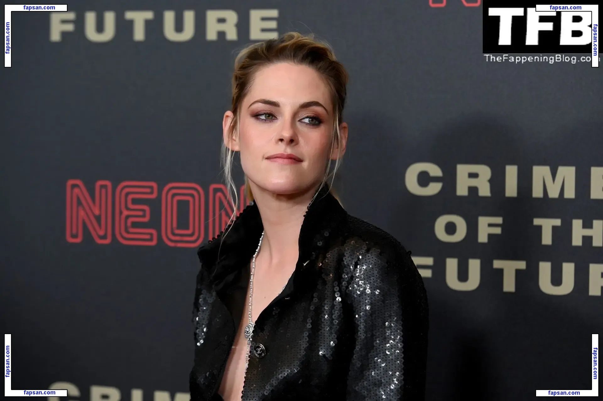 Kristen Stewart nude photo #2332 from OnlyFans