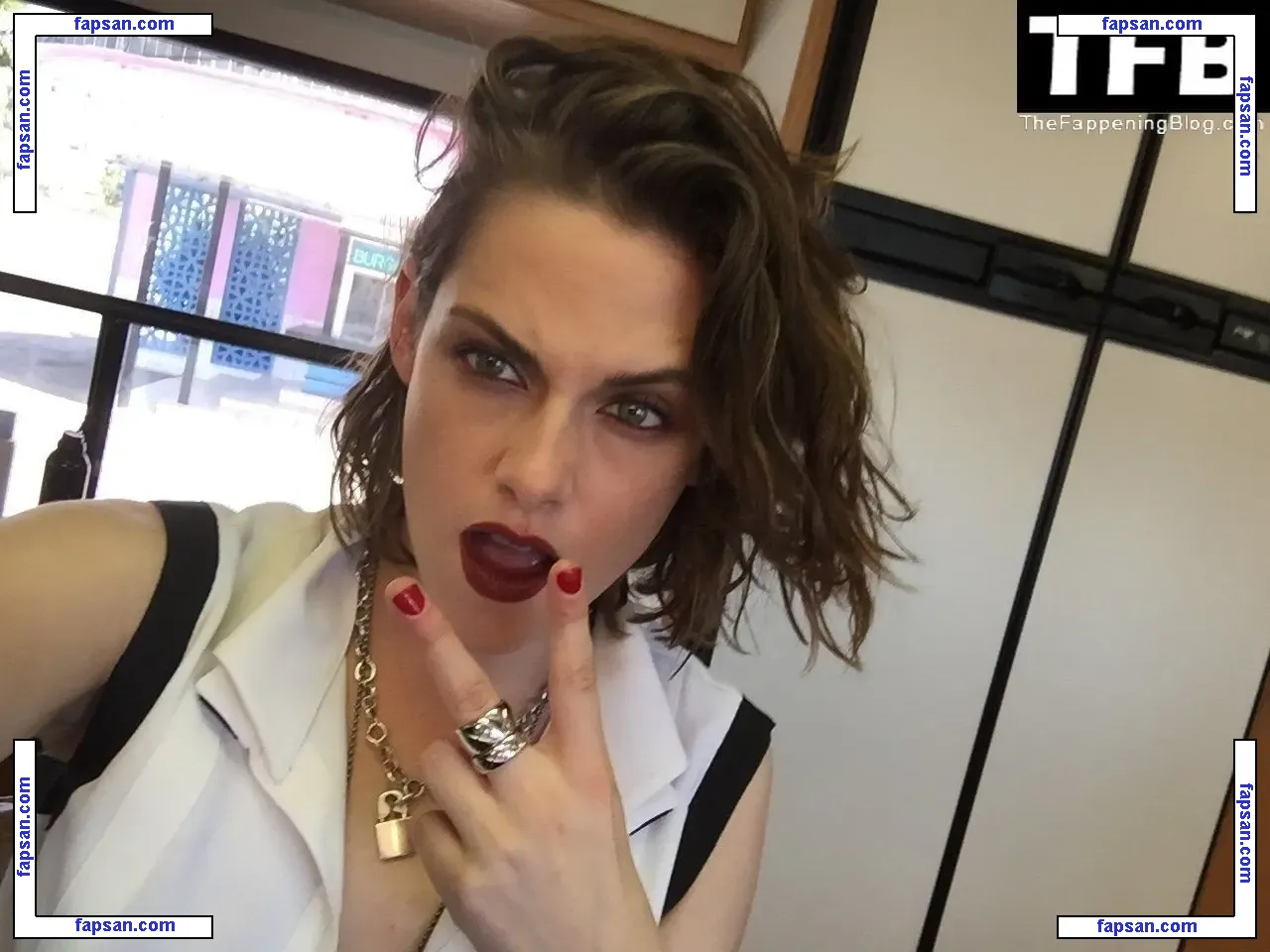 Kristen Stewart nude photo #2494 from OnlyFans
